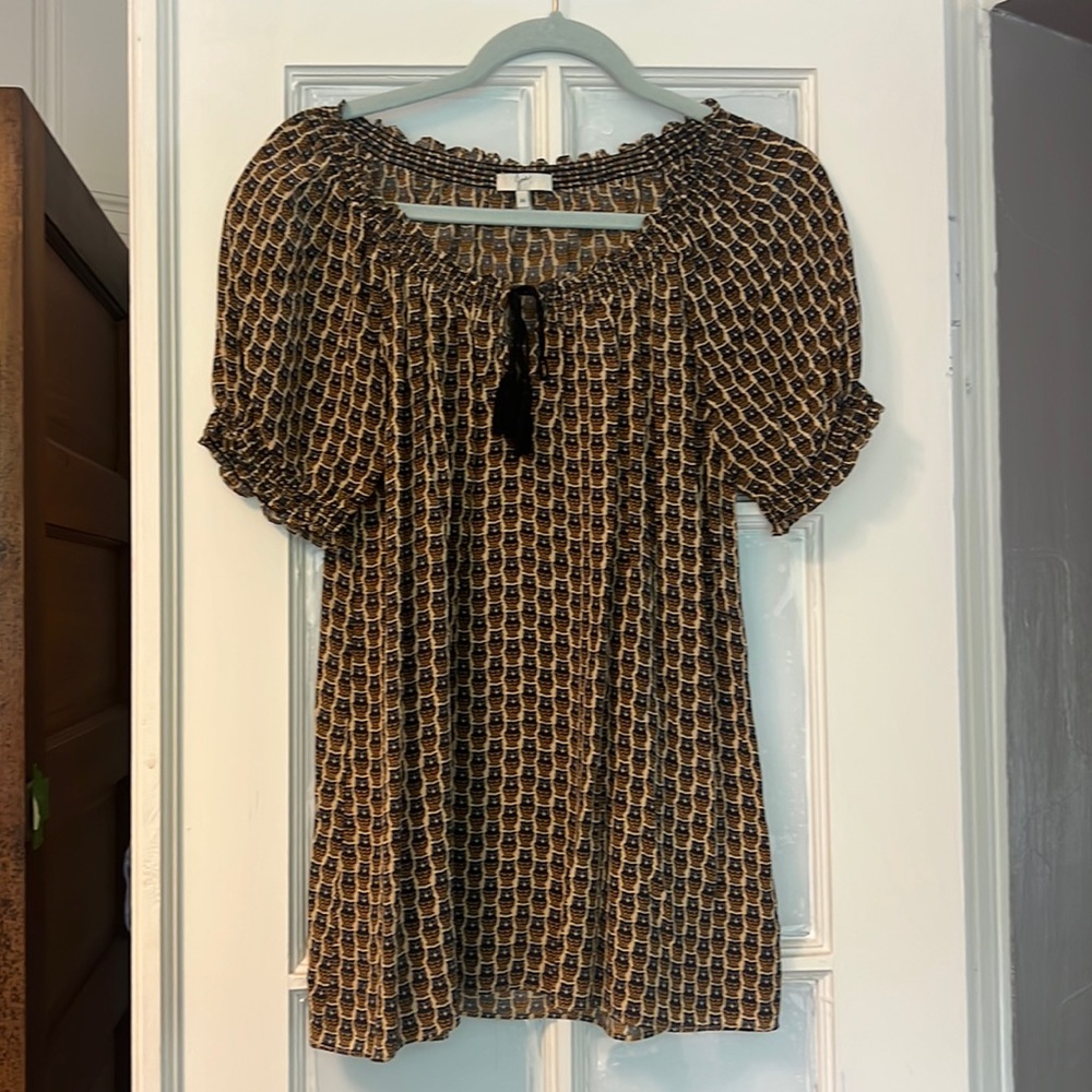 Joie short sleeve top size medium